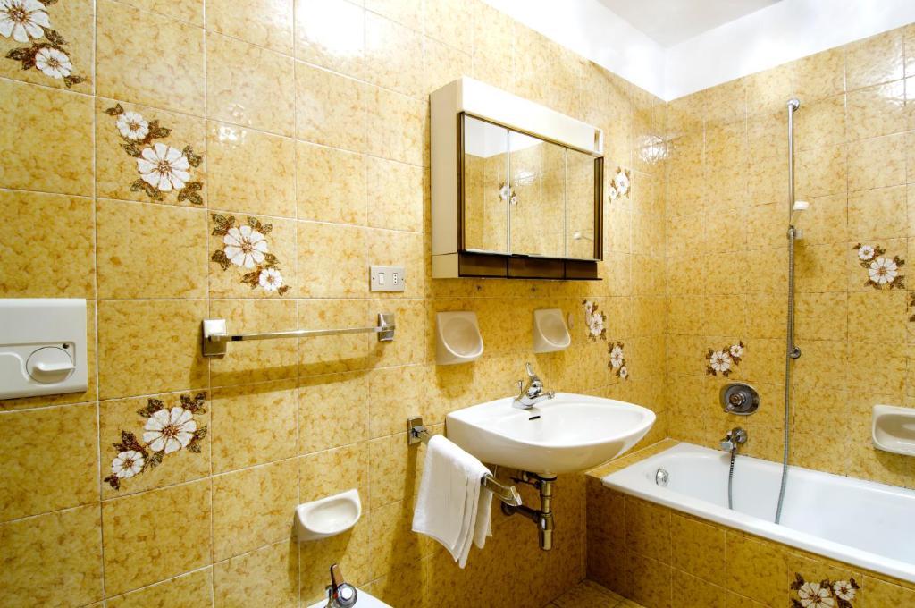 Sonnen Residence Collalbo Room photo